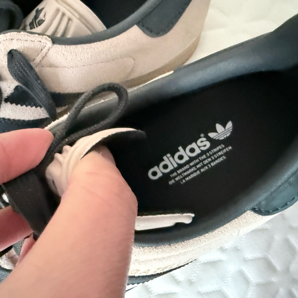 Adidas Gazelle Beige with Black Stripes - Picture 6 of 7